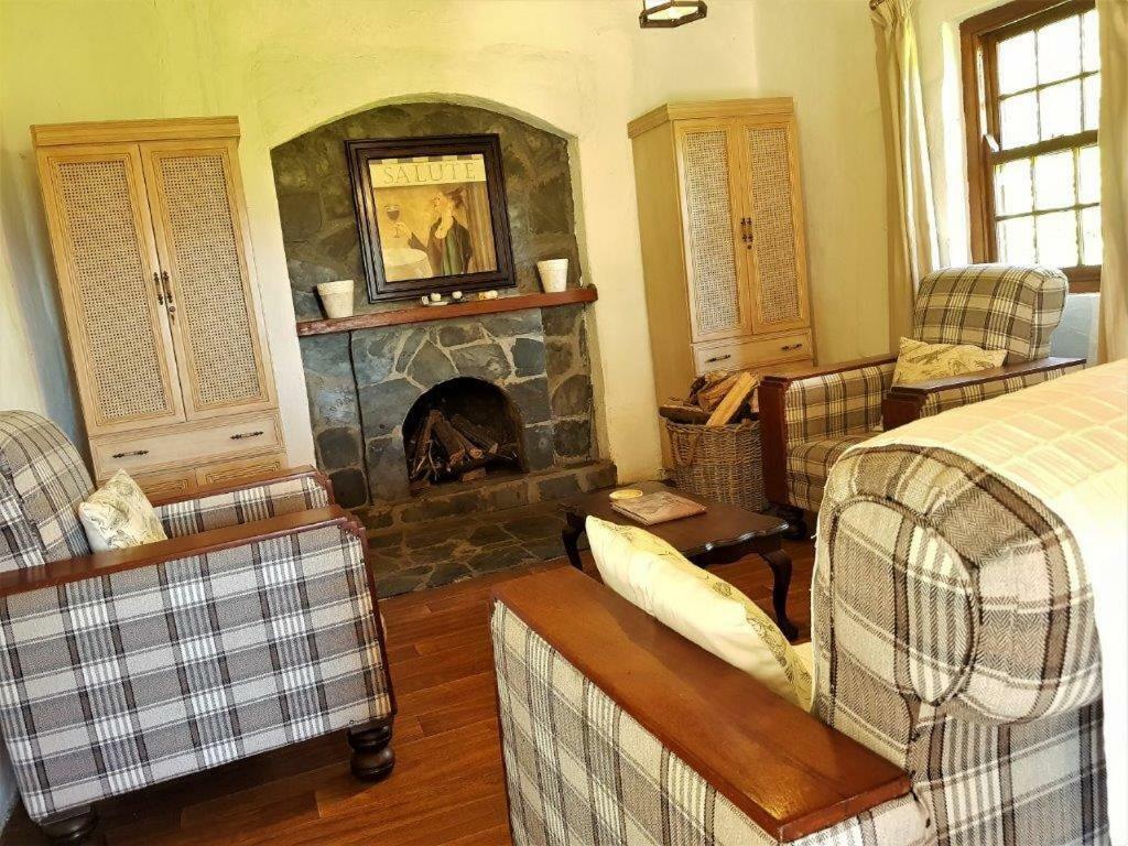 Pear Tree Cottage-Underberg Exteriör bild